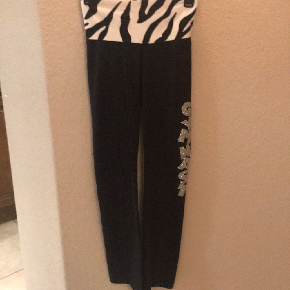 Warm black leggings for gymnast